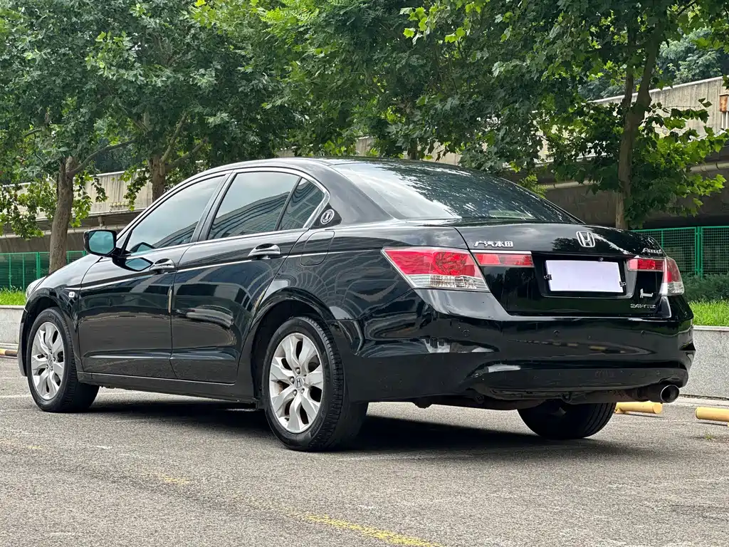 Honda Accord — миниатюра 4