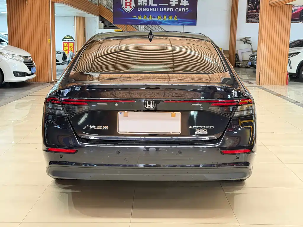 Honda Accord — миниатюра 22