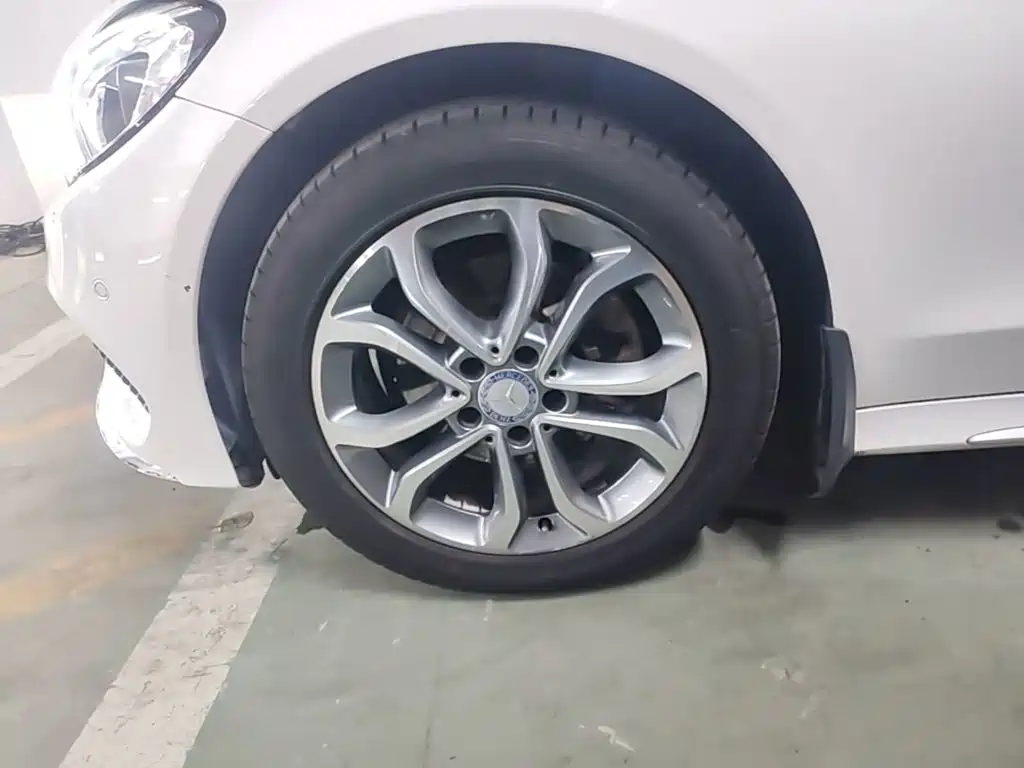 Mercedes-Benz C-Class — миниатюра 23