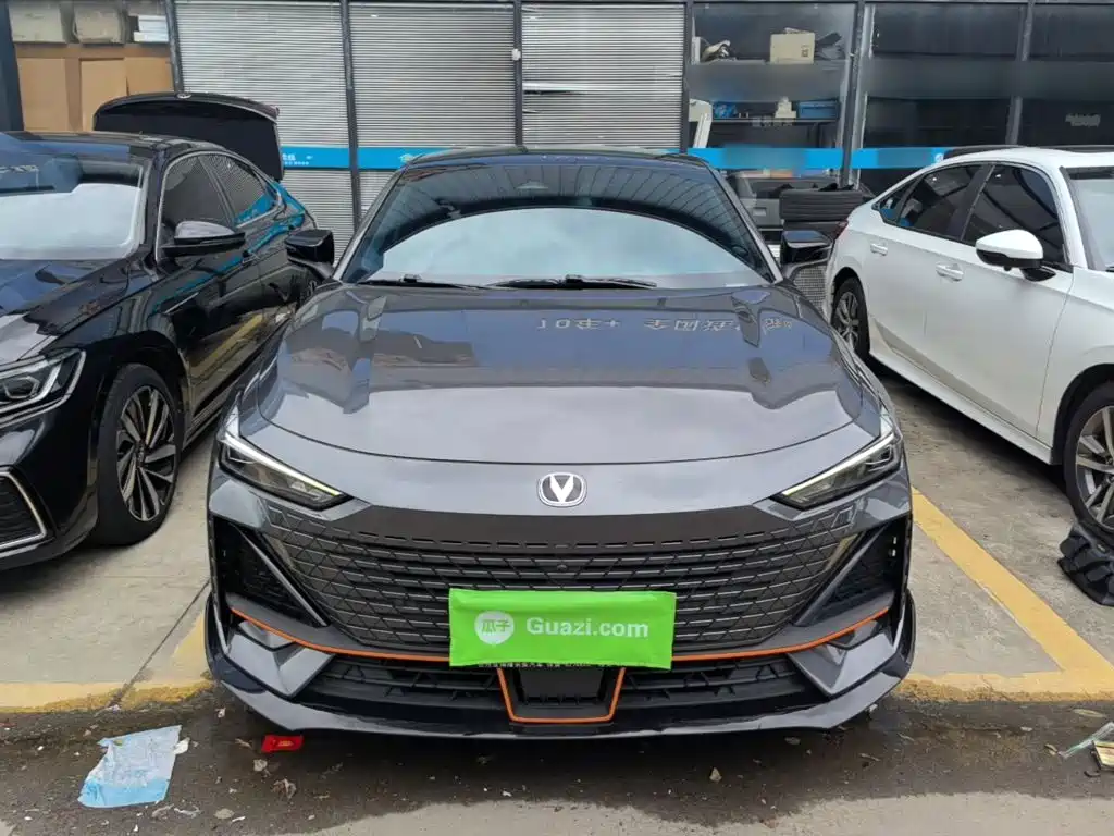 Changan UNI-V — миниатюра 3