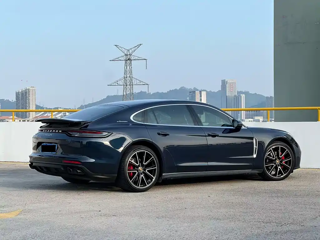 Porsche Panamera — миниатюра 6