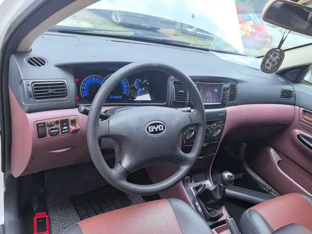 BYD F3 — миниатюра 10