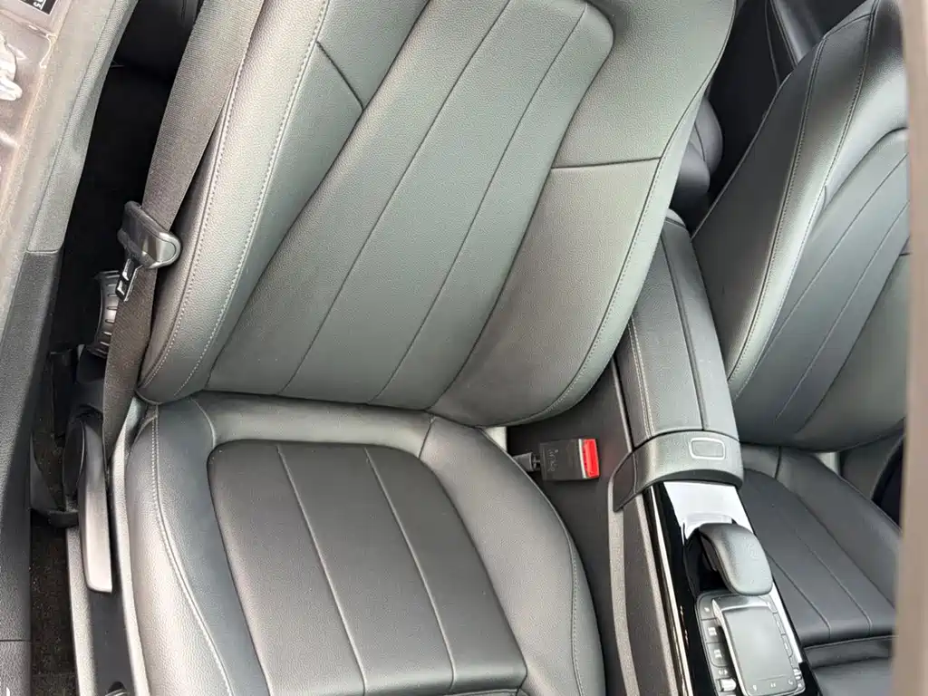 Mercedes-Benz A-Class — миниатюра 10