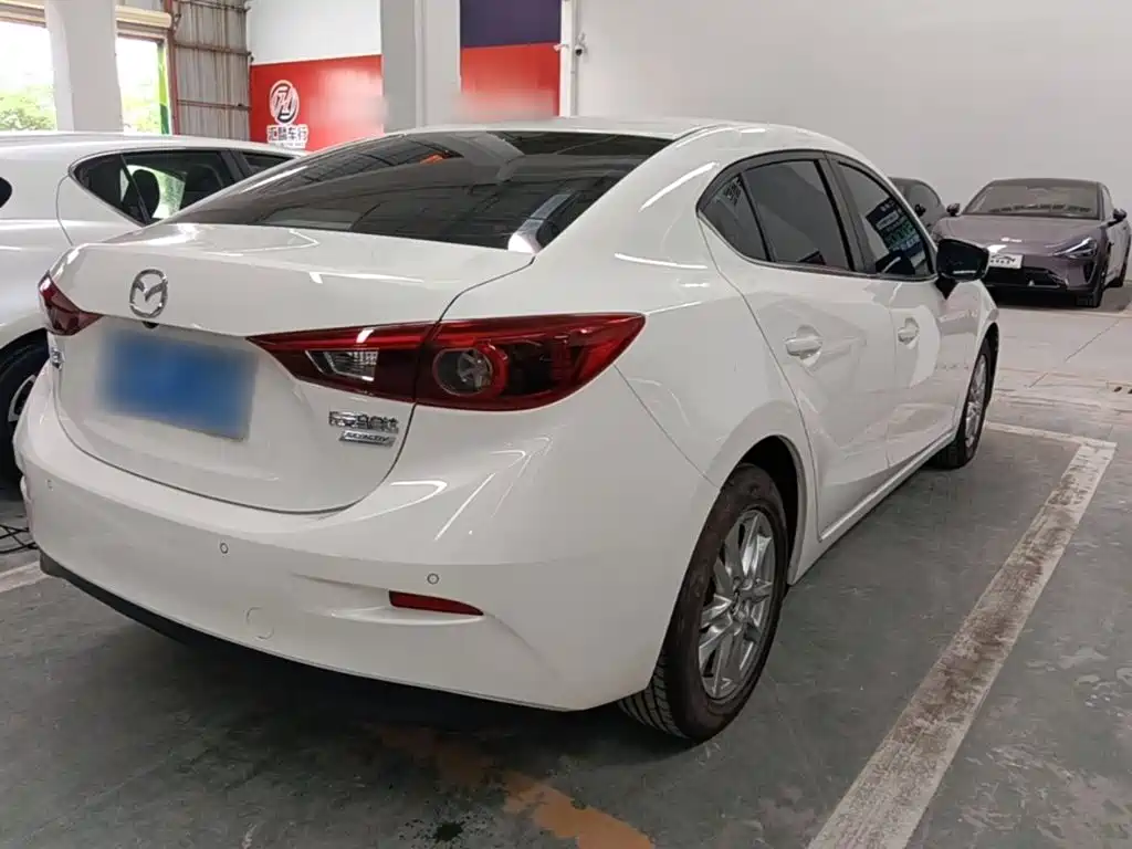 Mazda 3 Axela — миниатюра 5