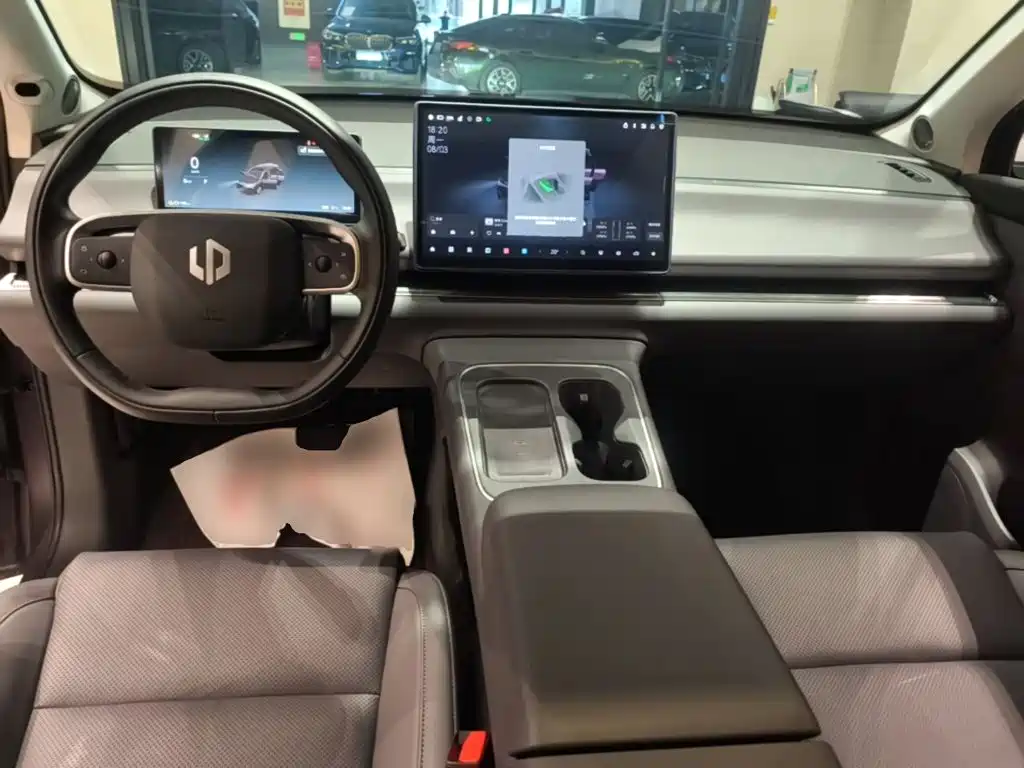 Leapmotor Leapmotor C10 — миниатюра 10