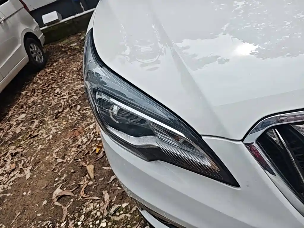 Buick Envision Plus — миниатюра 11