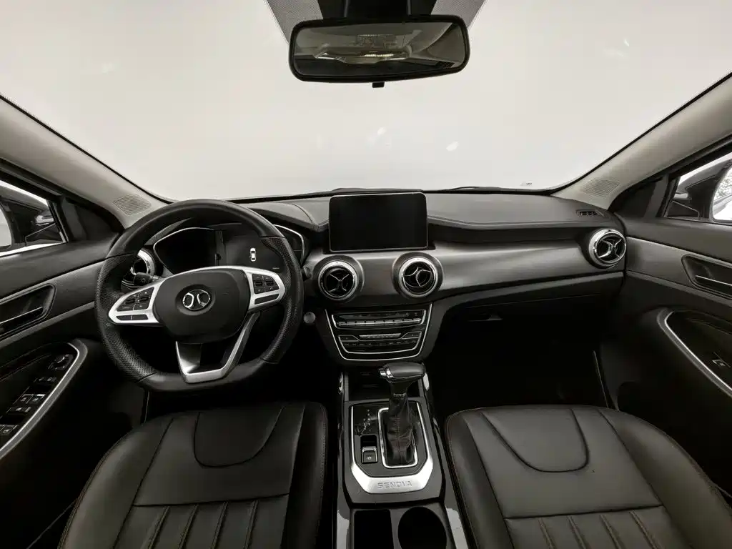BAIC Zhixing — миниатюра 5