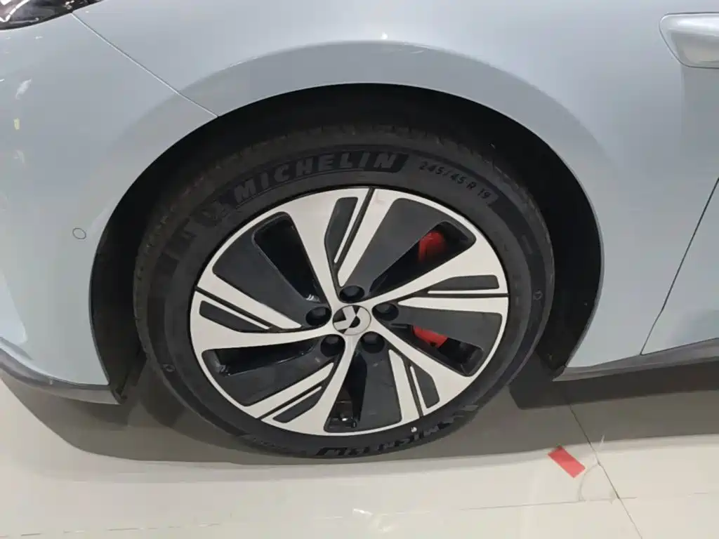 NIO ET5 — миниатюра 23