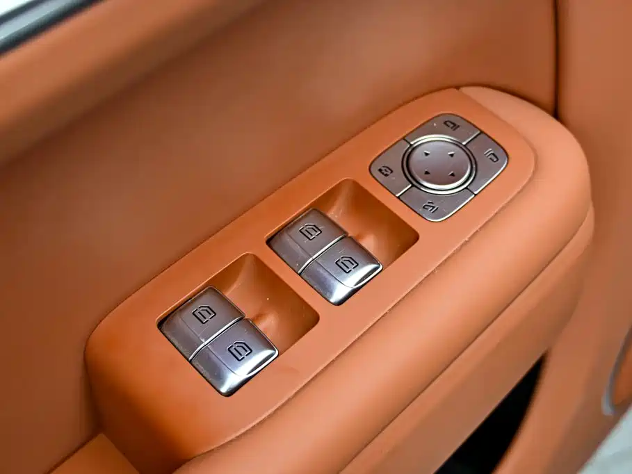 Li Auto Li L7 — миниатюра 24