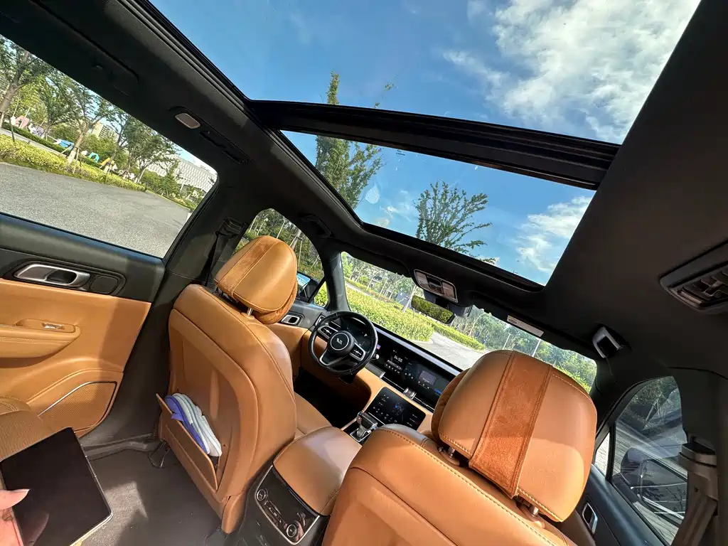 Li Auto Li ONE — миниатюра 10