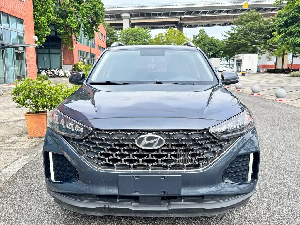 Hyundai ix35 — миниатюра 2
