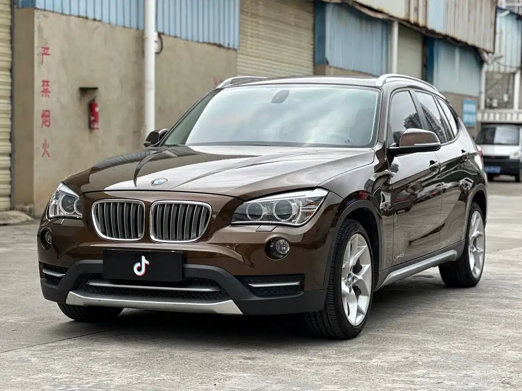 2013 BMW X1 - zdjęcie 1 z 52