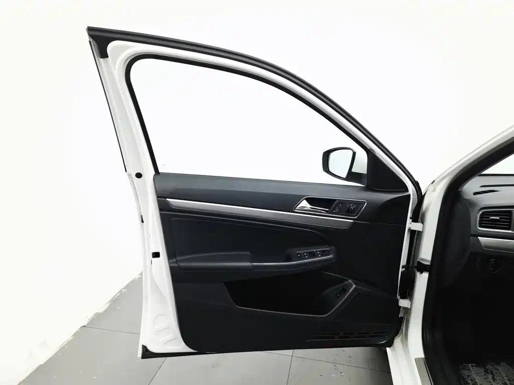 Volkswagen Lavida — миниатюра 8