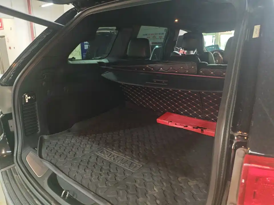 Jeep Grand Cherokee (Import) — миниатюра 8