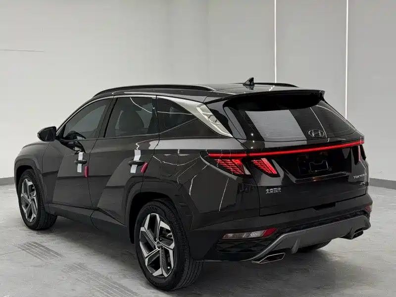 Hyundai Tucson — миниатюра 9