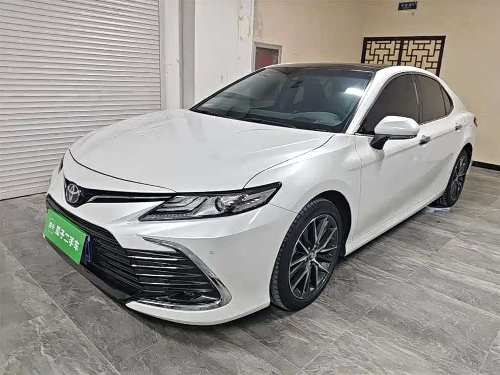 Toyota Camry 2023