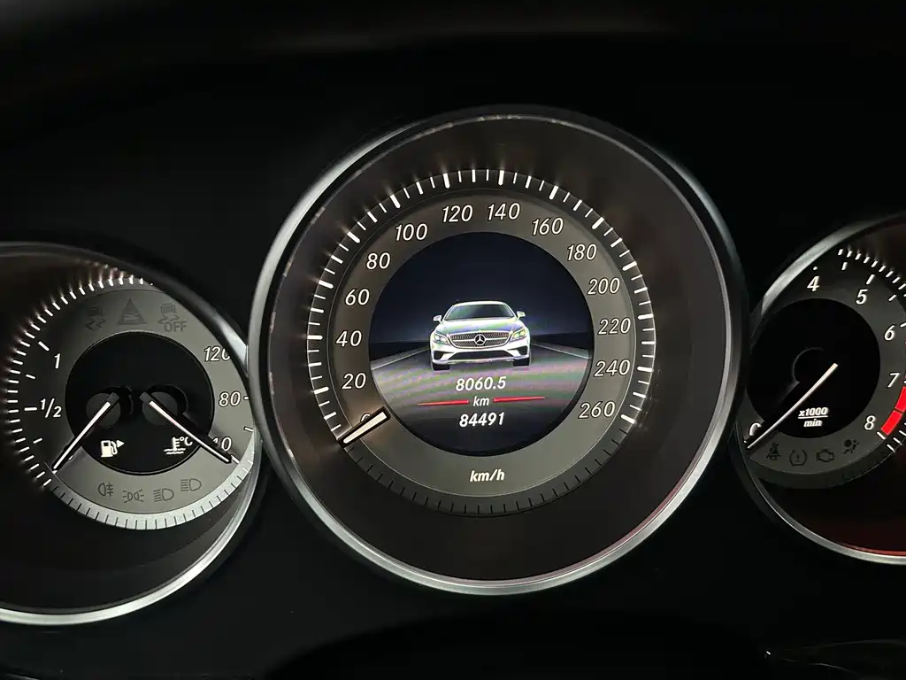 Mercedes-Benz CLS — миниатюра 5
