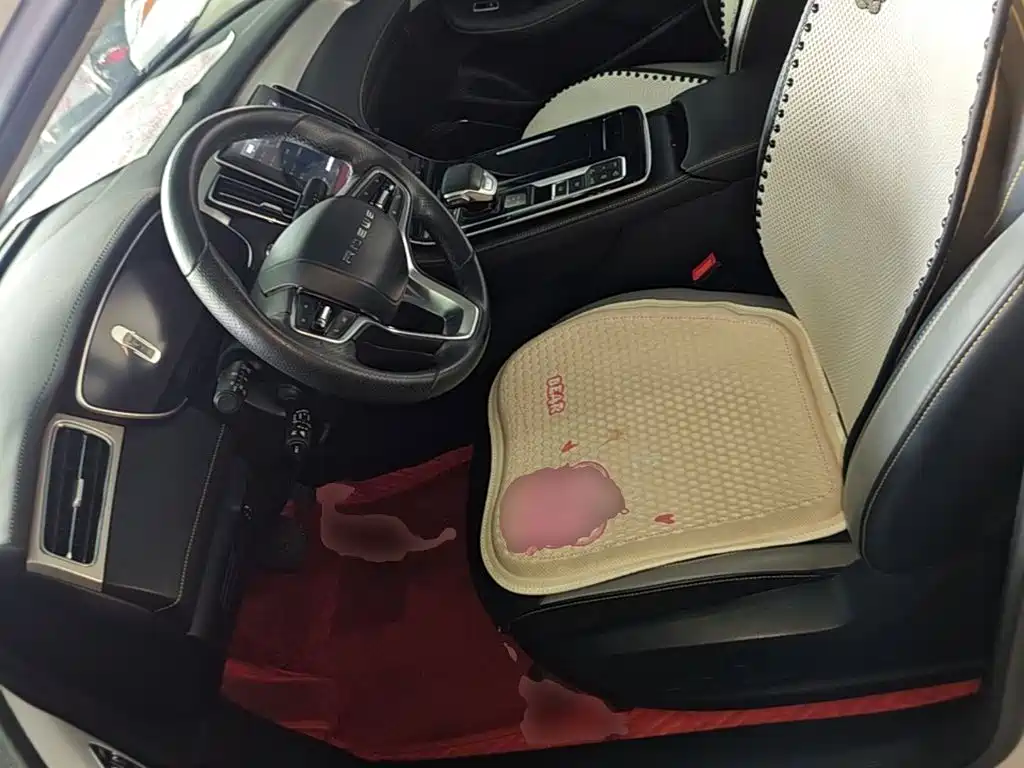 Roewe i6 MAX New Energy — миниатюра 15