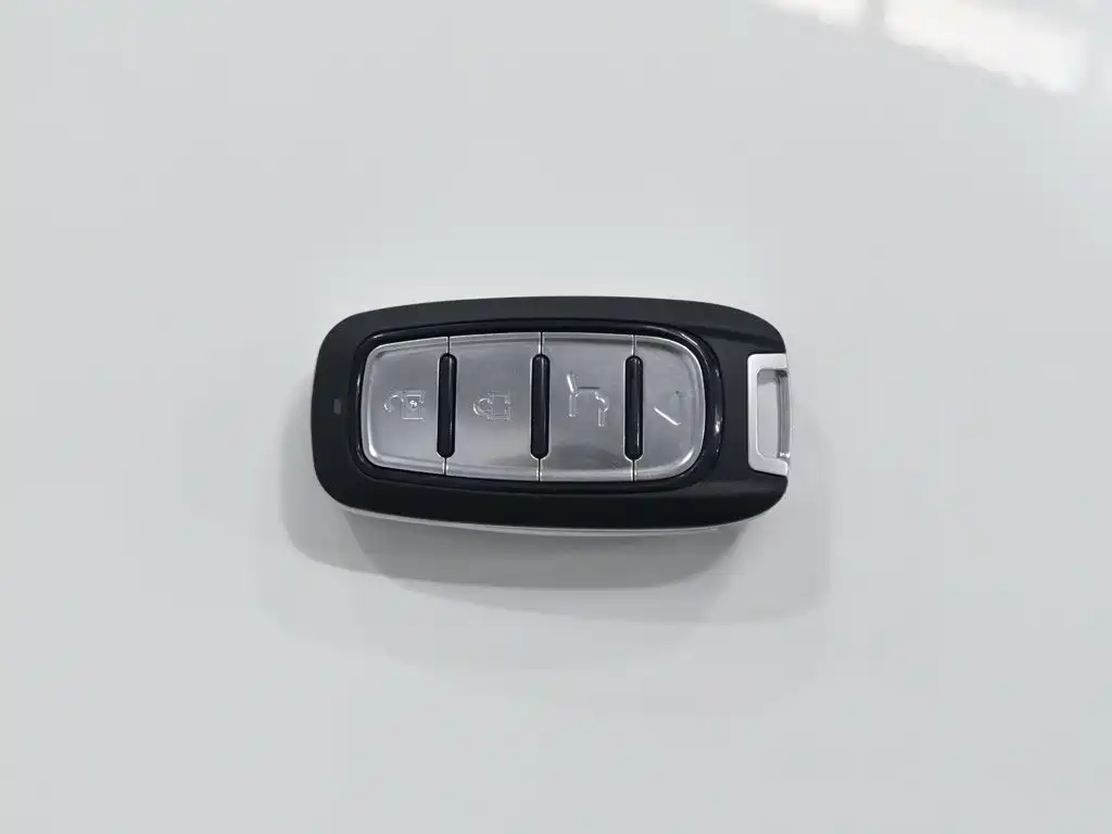 Hyundai Elantra — миниатюра 19