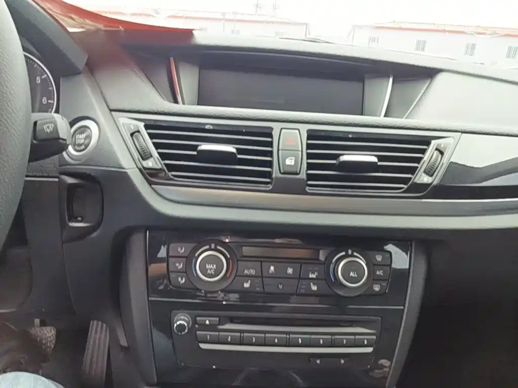 BMW X1 — миниатюра 13