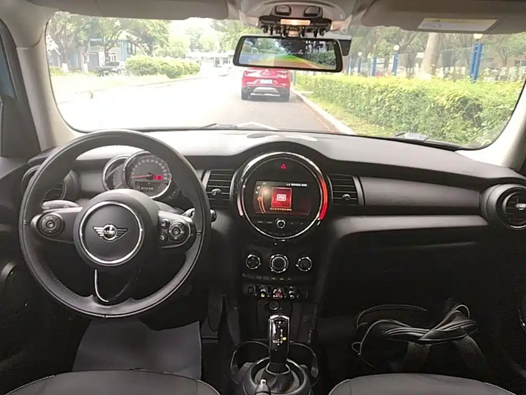 MINI Mini — миниатюра 10