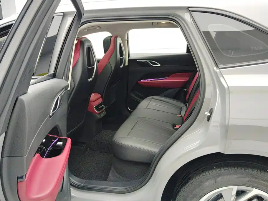 Hongqi Hongqi HS3 — миниатюра 11