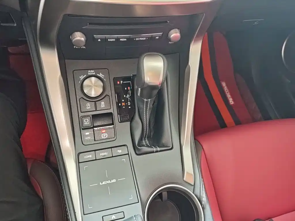 Lexus NX — миниатюра 14