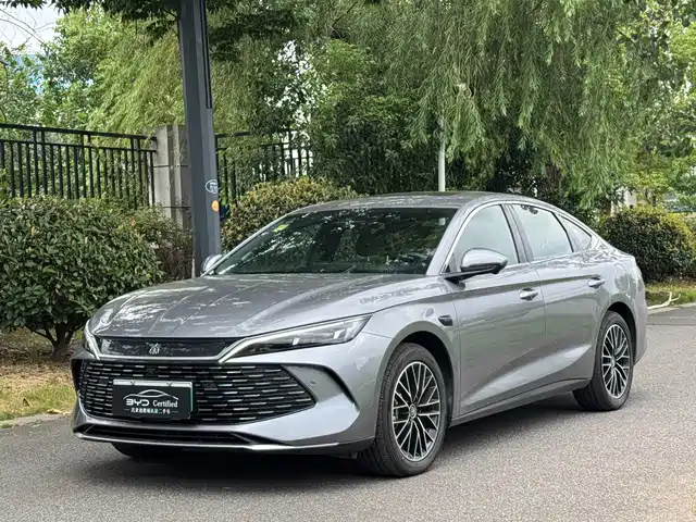 BYD 秦L