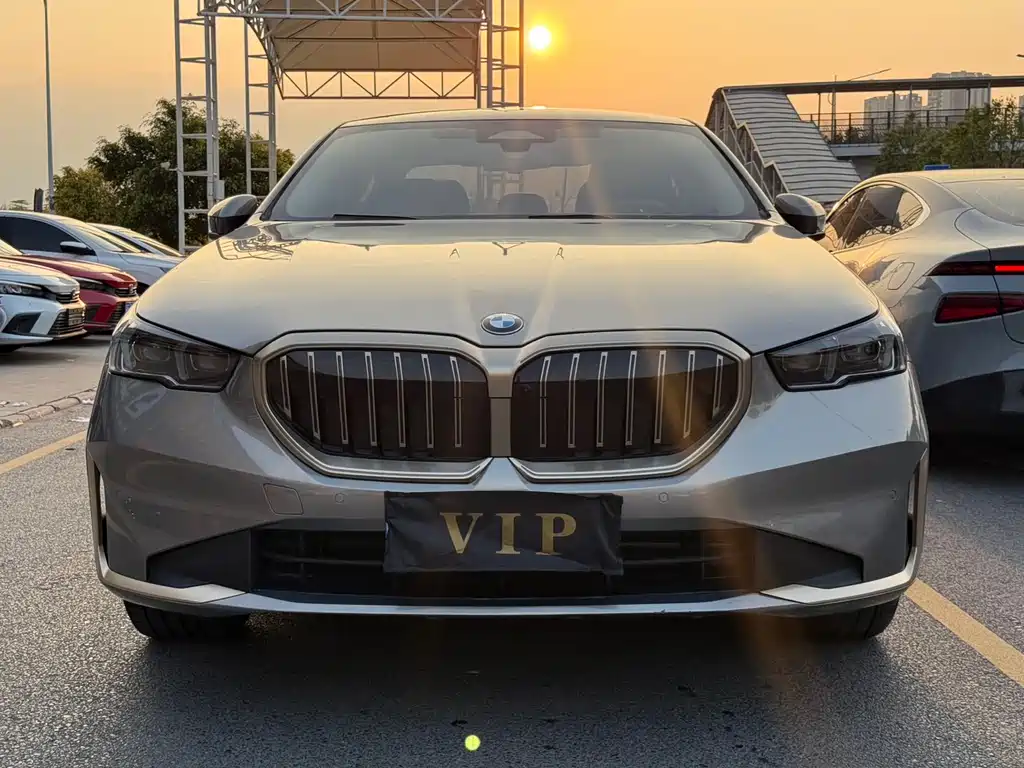 BMW 5 Series 5 2025 530Li Premium Luxury