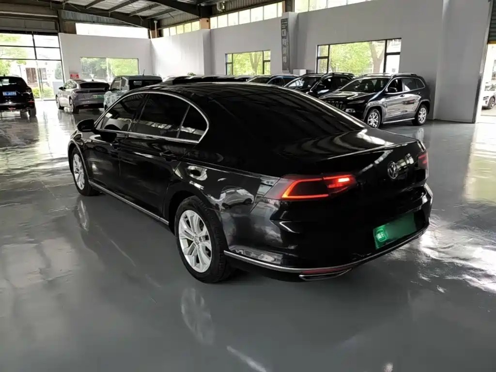 Volkswagen Magotan — миниатюра 5