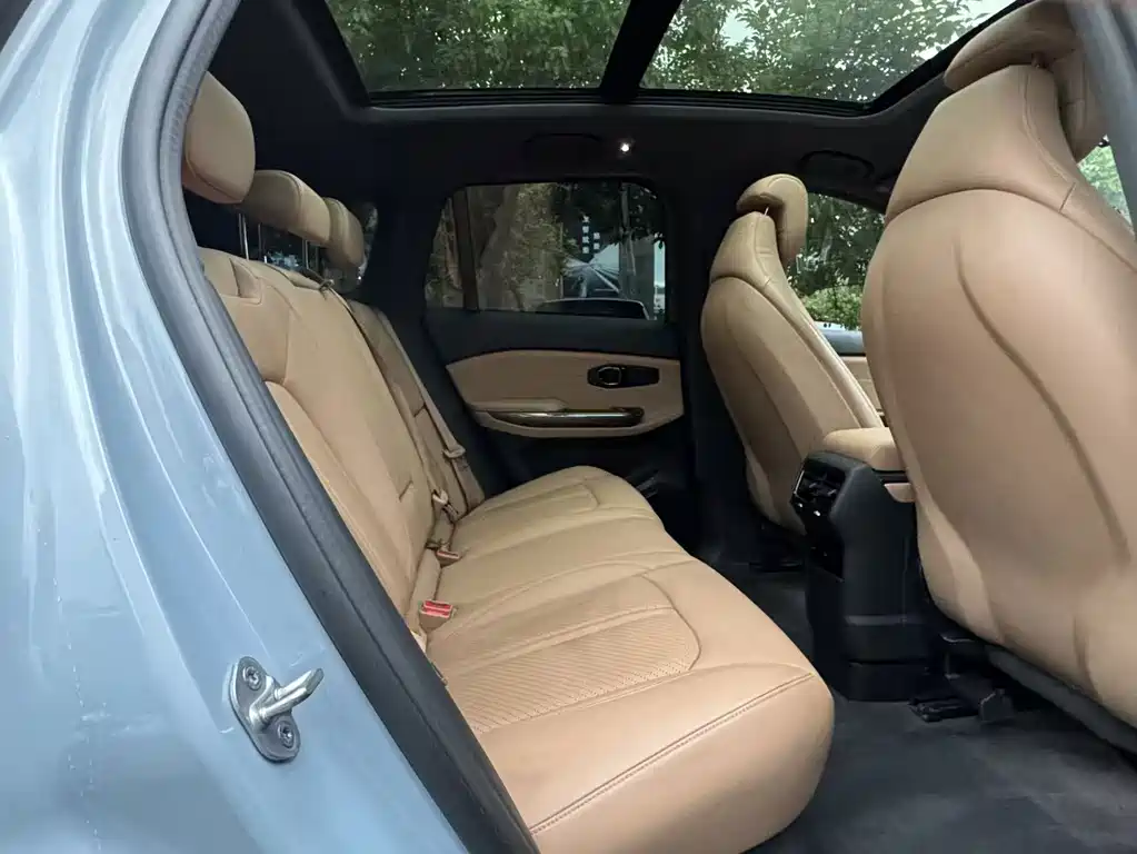 NIO ES6 — миниатюра 14