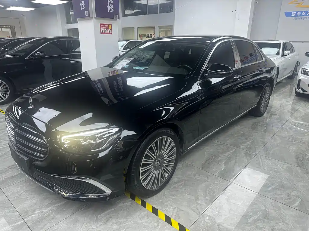 Mercedes-Benz E-Class 2023