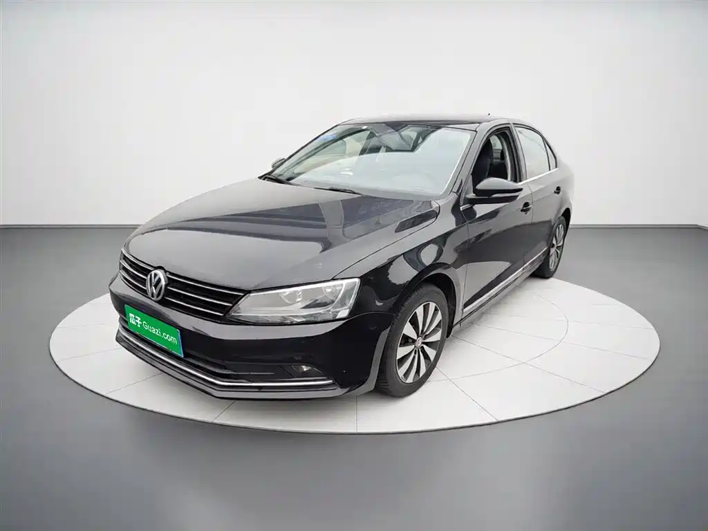 Volkswagen Sagitar 2017
