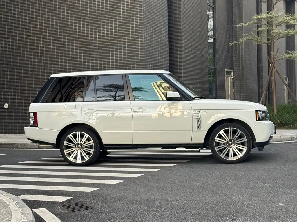Land Rover Range Rover — миниатюра 3