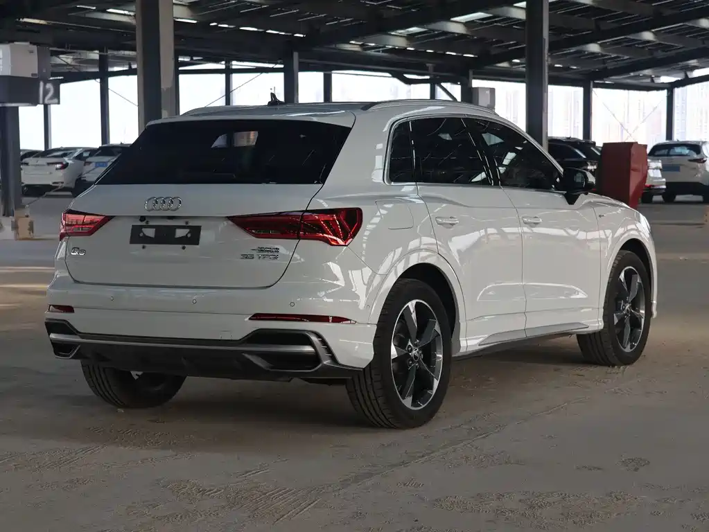 Audi Q3 — миниатюра 5