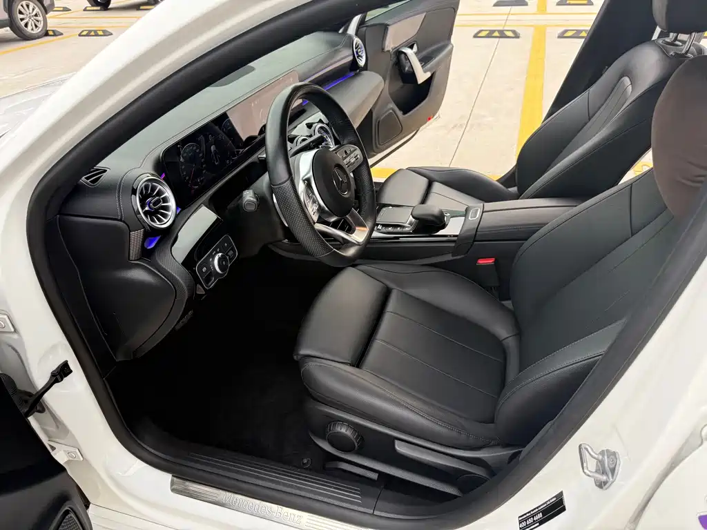 Mercedes-Benz A-Class — миниатюра 7