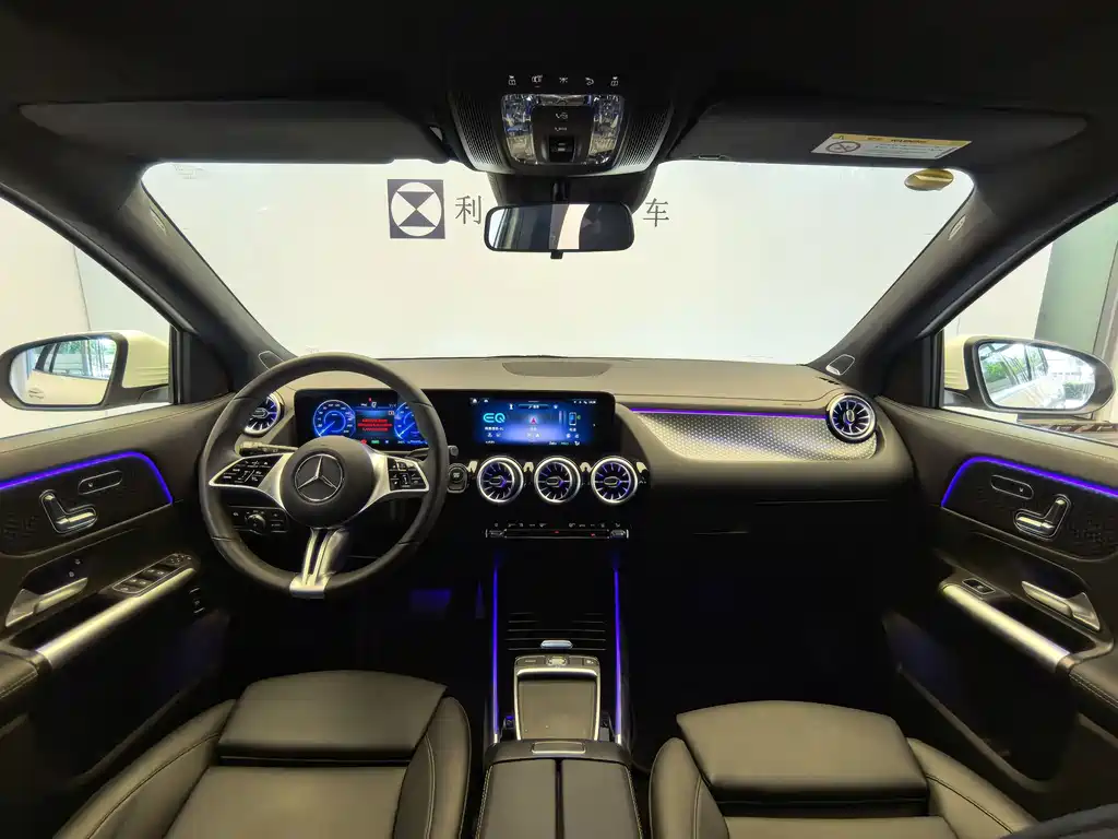 Mercedes-Benz EQA — миниатюра 10
