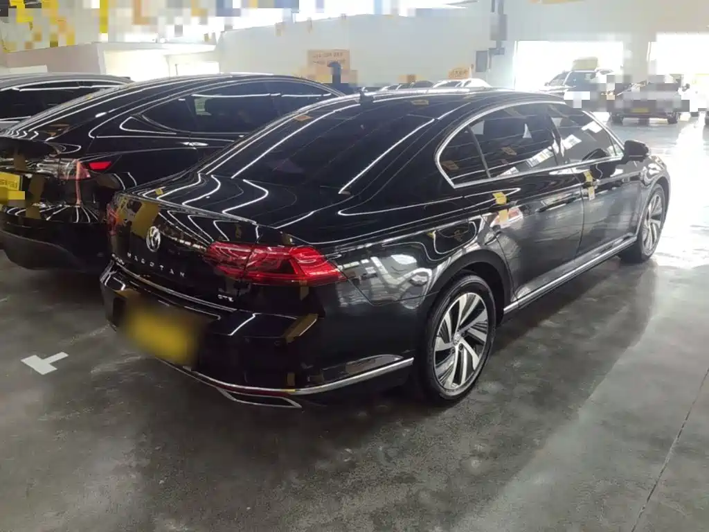 Volkswagen 迈腾 PHEV — миниатюра 7