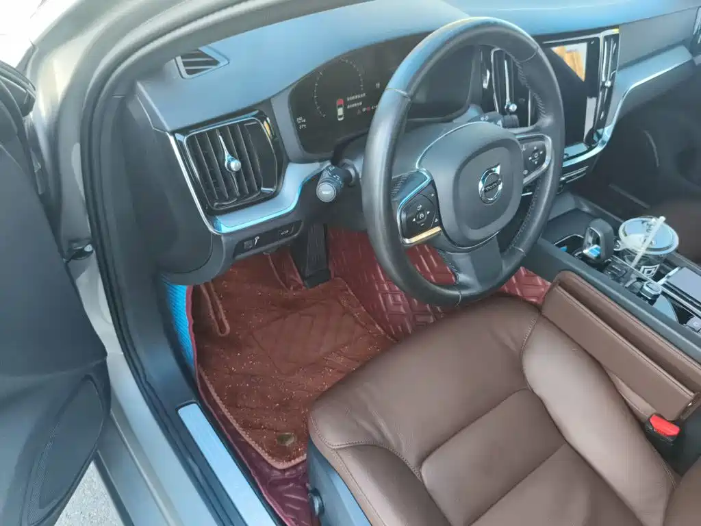 Volvo S60 — миниатюра 12