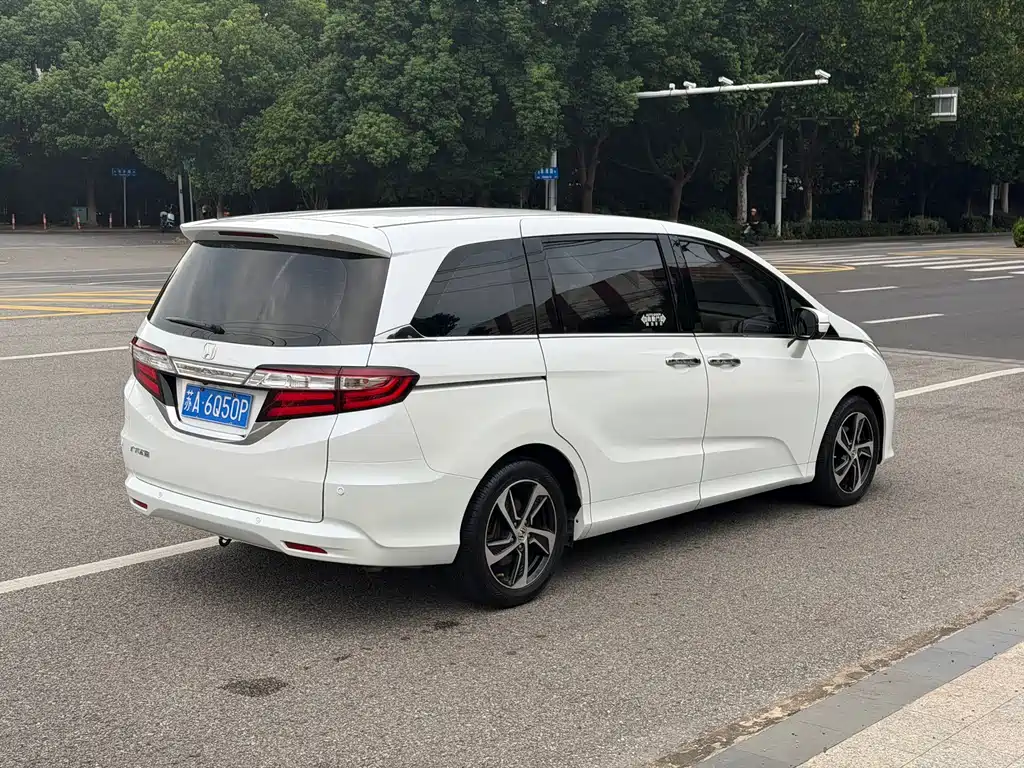 Honda Odyssey — миниатюра 6