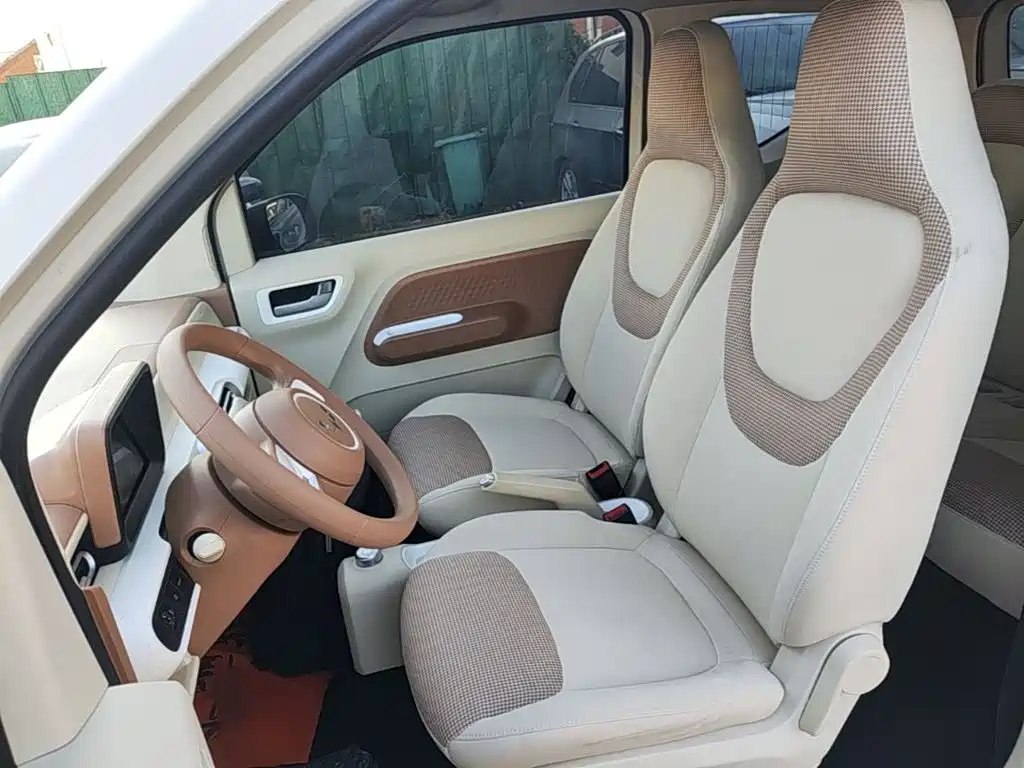 Wuling MINIEV — миниатюра 15