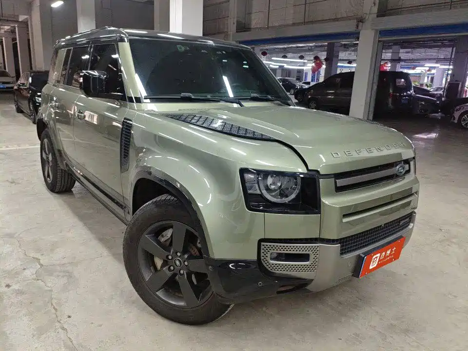 Land Rover Defender — миниатюра 2