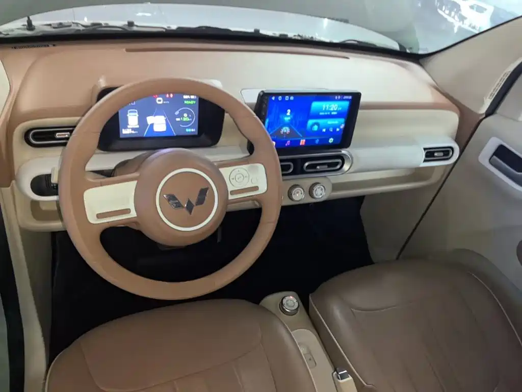 Wuling MINIEV — миниатюра 10