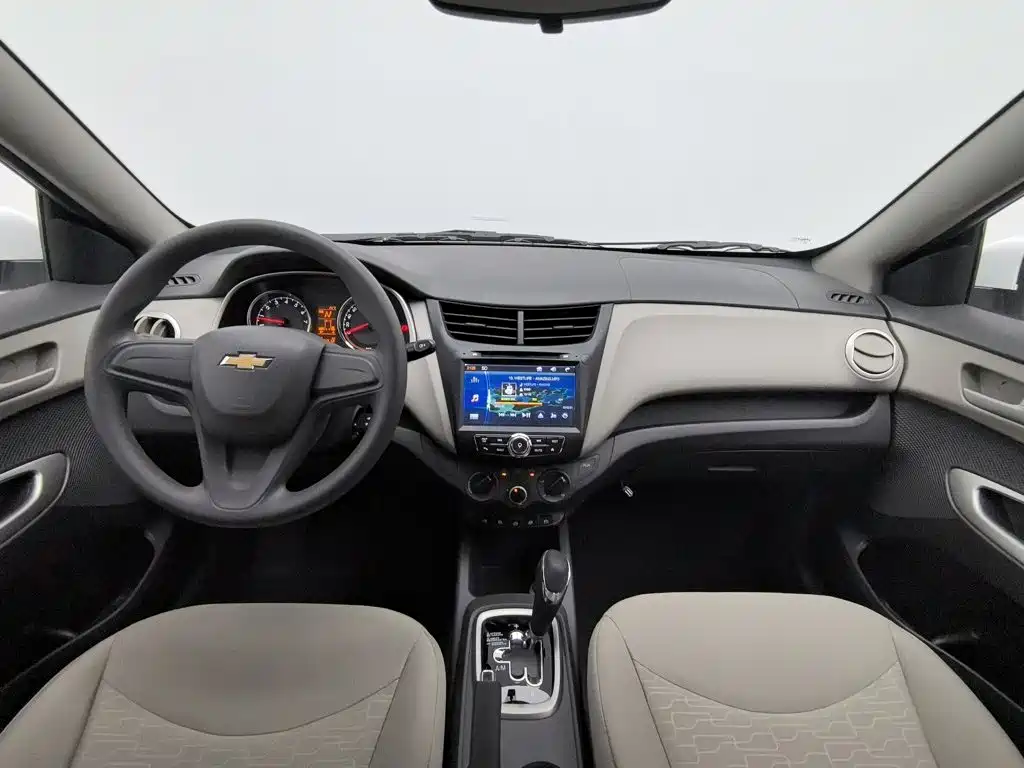 Chevrolet Sail — миниатюра 5