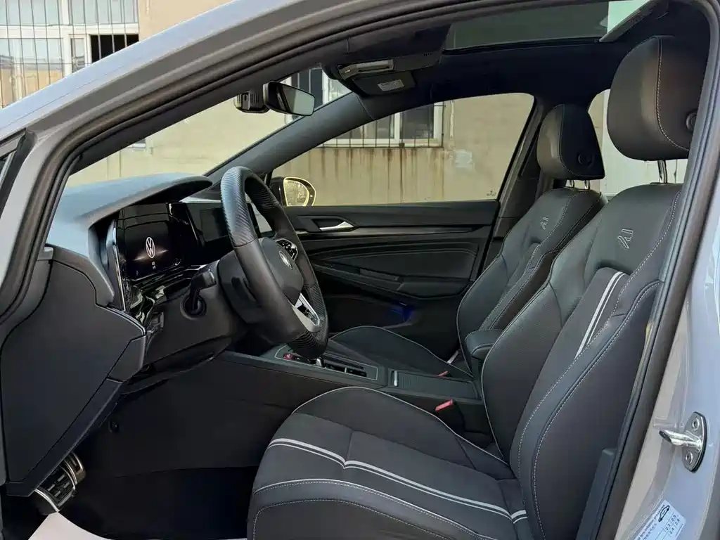 Volkswagen Golf — миниатюра 7