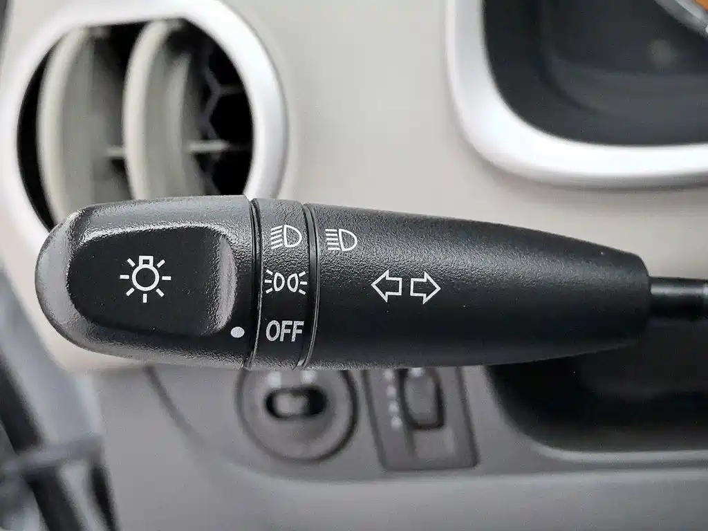 Chevrolet Sail — миниатюра 21