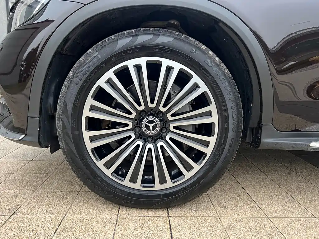 Mercedes-Benz GLC - фото 5