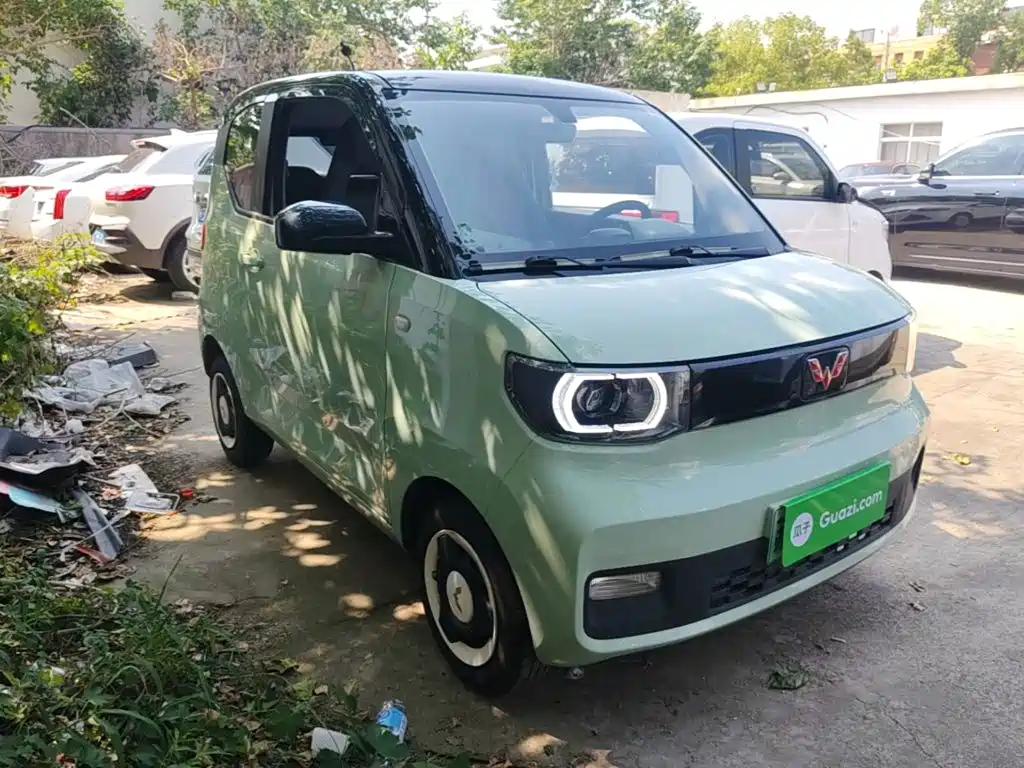 Wuling MINIEV — миниатюра 4