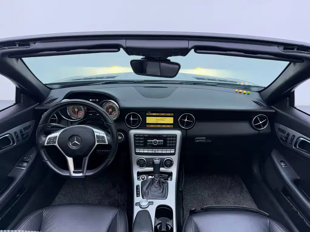 Mercedes-Benz SLK-Class — миниатюра 12