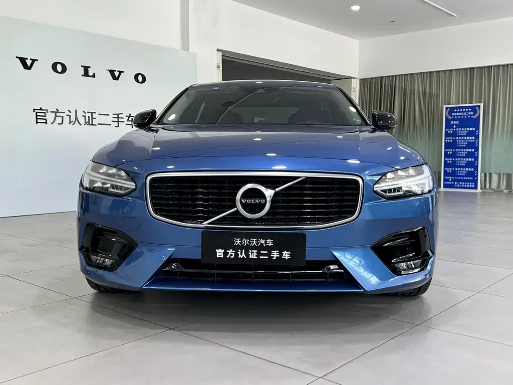 Volvo S90 — миниатюра 2